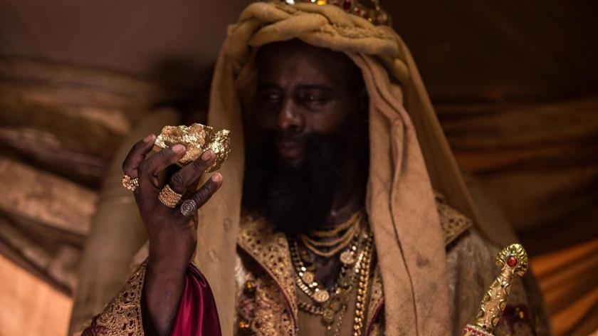 Mansa Musa with gold nugget